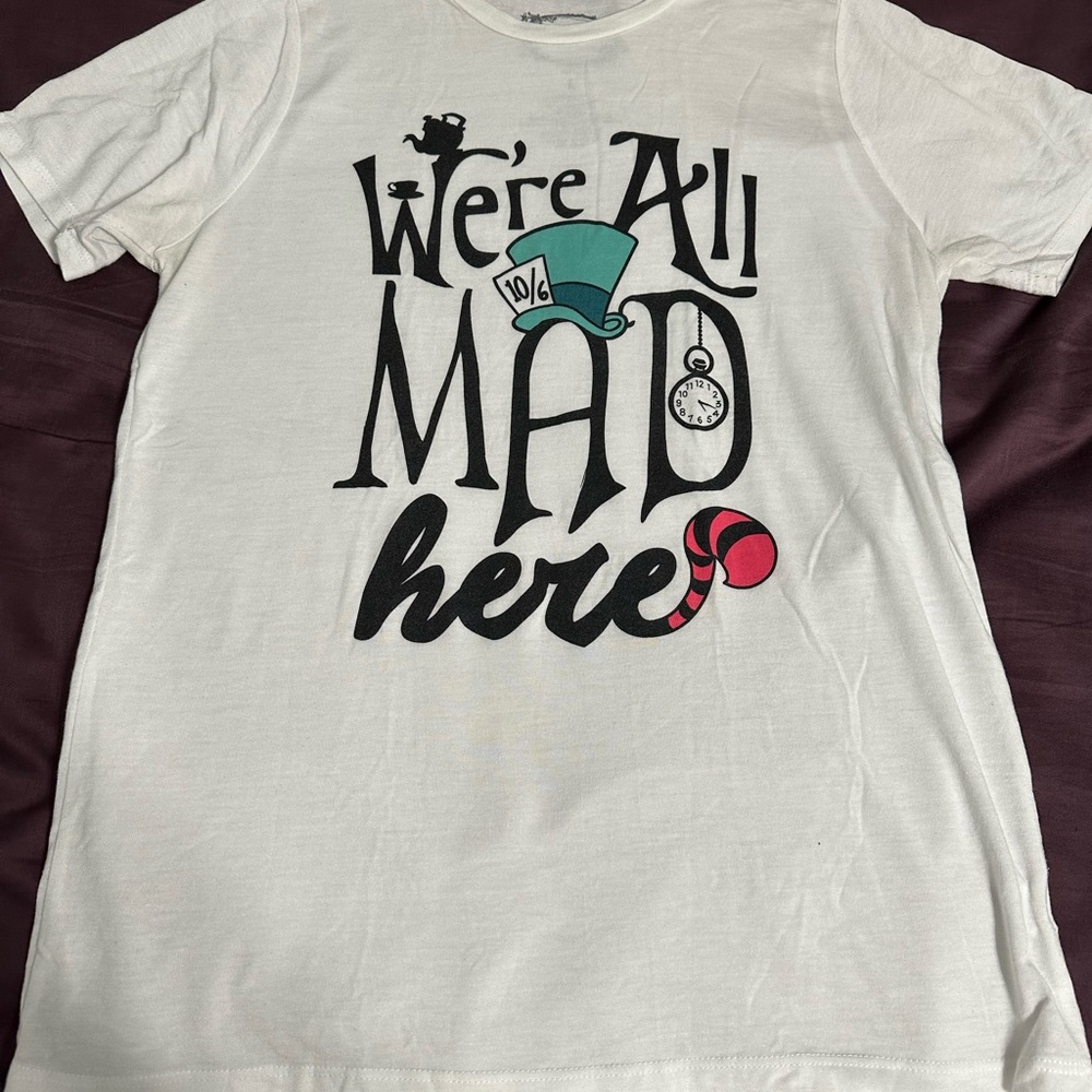 3 Disney Alice In Wonderland shirts Large